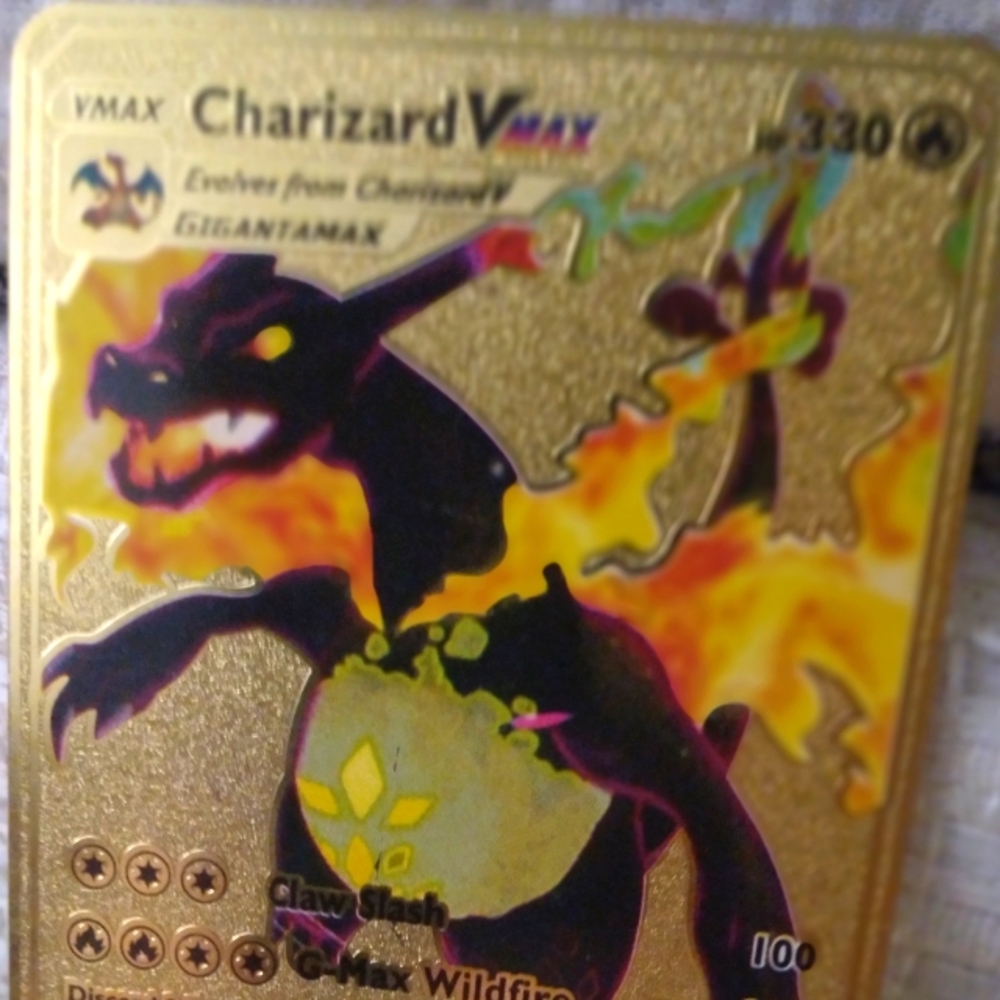 Pokémon collector Gold Cards